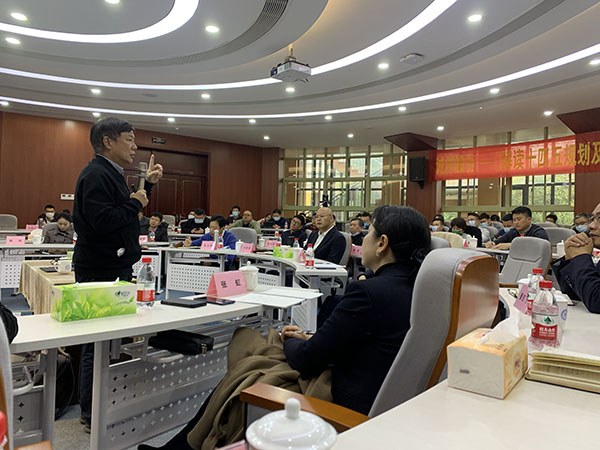 张燕生-城邦股份1.jpg 张燕生-城邦股份1.jpg